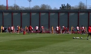 KOK体育-记者：对阵国米赛前最后一堂训练课，帕夫洛维奇参加了球队合练