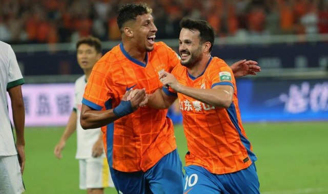 体育赛事直播-合同年的瓦科惹不起！泰山放弃准金靴？国安引他顶替塞鸟直接起飞