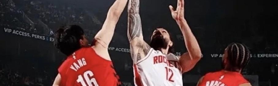 KOK体育-杨瀚森谈与亚当斯对位：我哥实在太有劲，一只手推我就动不了了