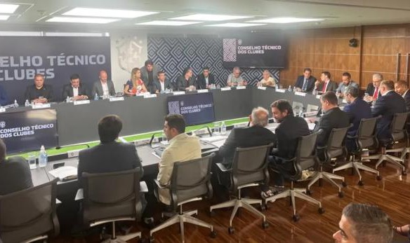 巴甲外援限额由7增至9人 巴西足球衰落原因找到了